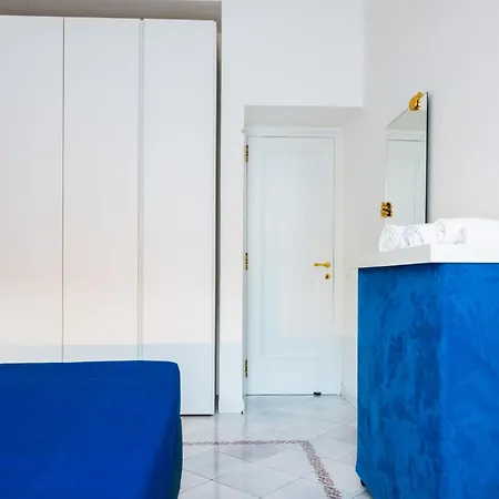 Domus Le Botteghe - High End كابري
